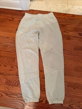 Kith Sage Green/beige Sweatpants with Terry cloth size xsmall has been worn